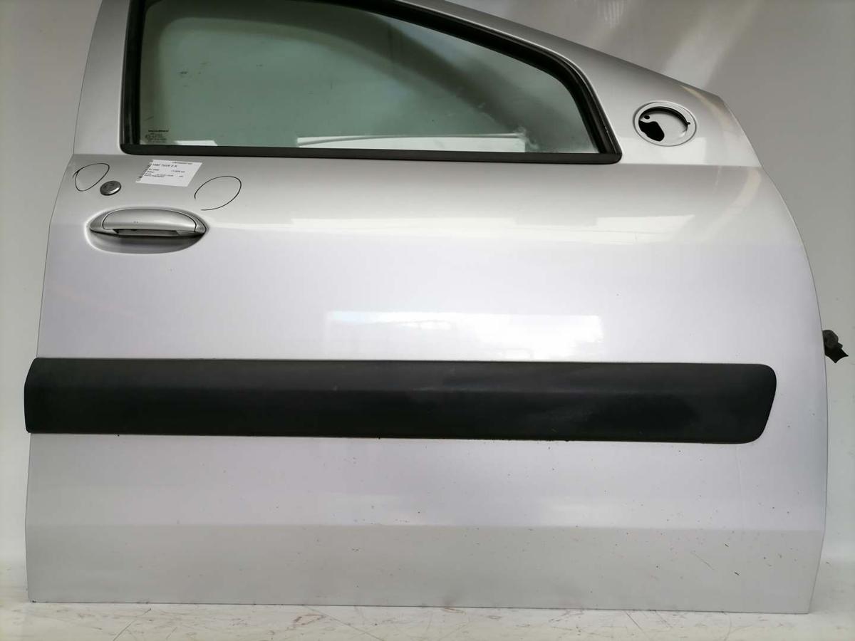 Dacia Logan MCV Bj.2009 original T&uuml;r vorn rechts Silber Bj.2009